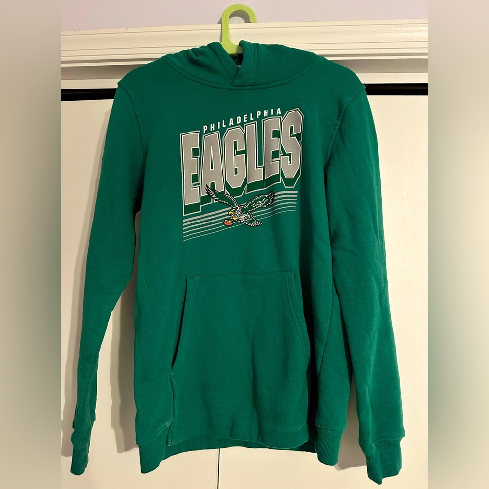 Eagles 🦅 sweatshirt size 14-16 large